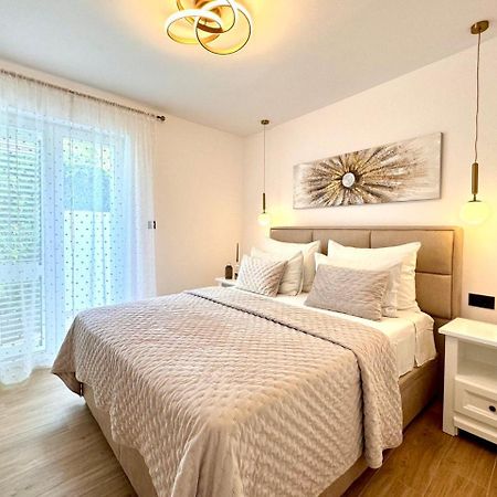 Apartmani Nikola Baška Voda Εξωτερικό φωτογραφία