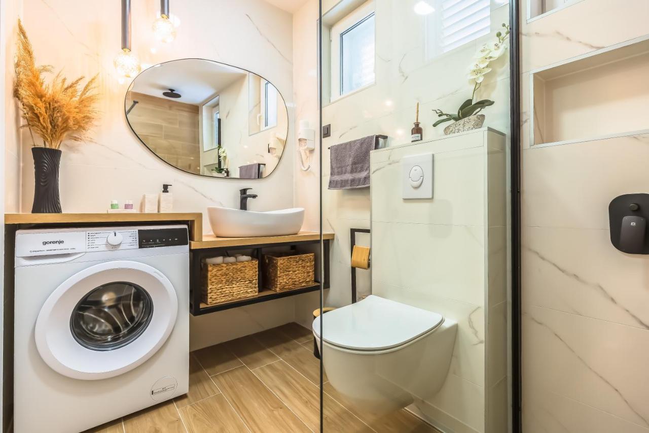 Apartmani Nikola Baška Voda Εξωτερικό φωτογραφία