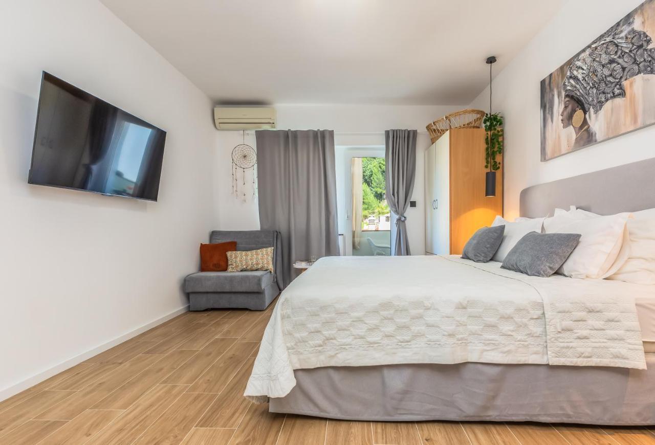 Apartmani Nikola Baška Voda Εξωτερικό φωτογραφία